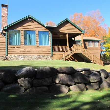 7 Valley View Lodge By Morton & Furbish Rangeley Room photo